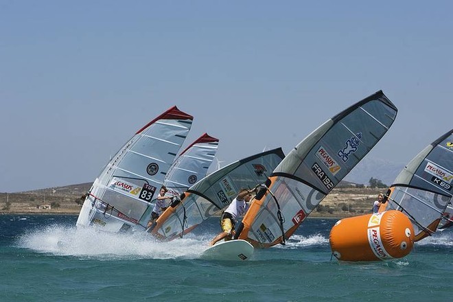 Albeau in dominating form. - PWA Alacati, Turkey 2007 ©  John Carter / PWA http://www.pwaworldtour.com